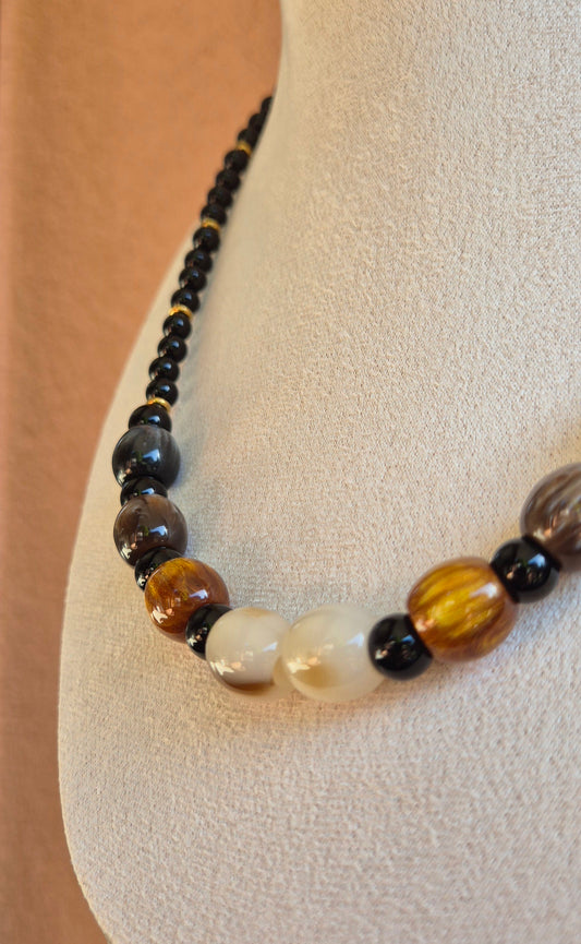 Collier onyx & pierres résine