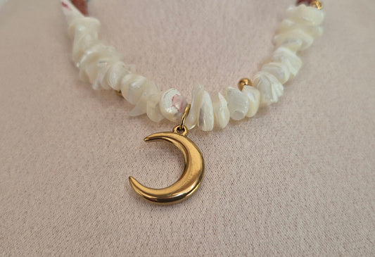Collier pierres naturelles & lune