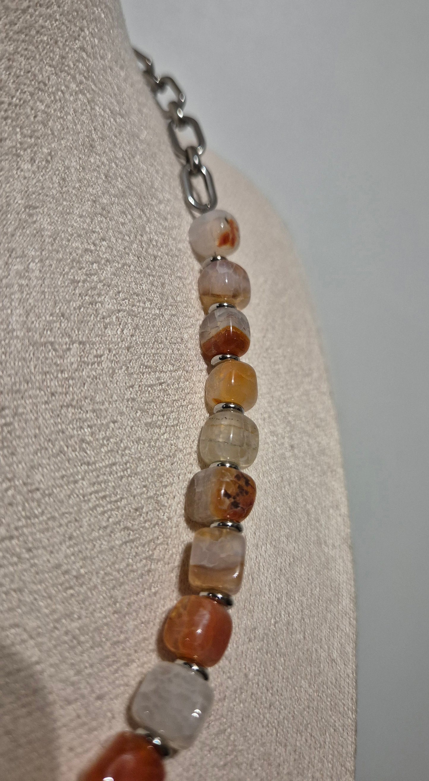 Collier agate beige & acier argenté