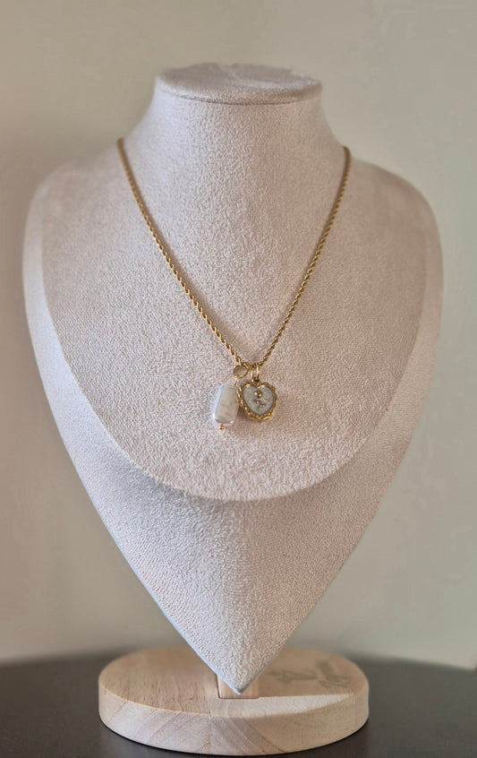 Collier en acier inoxydable doré & deux pendentifs