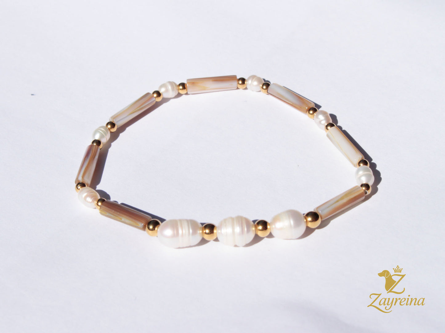Bracelet avec perles naturelles