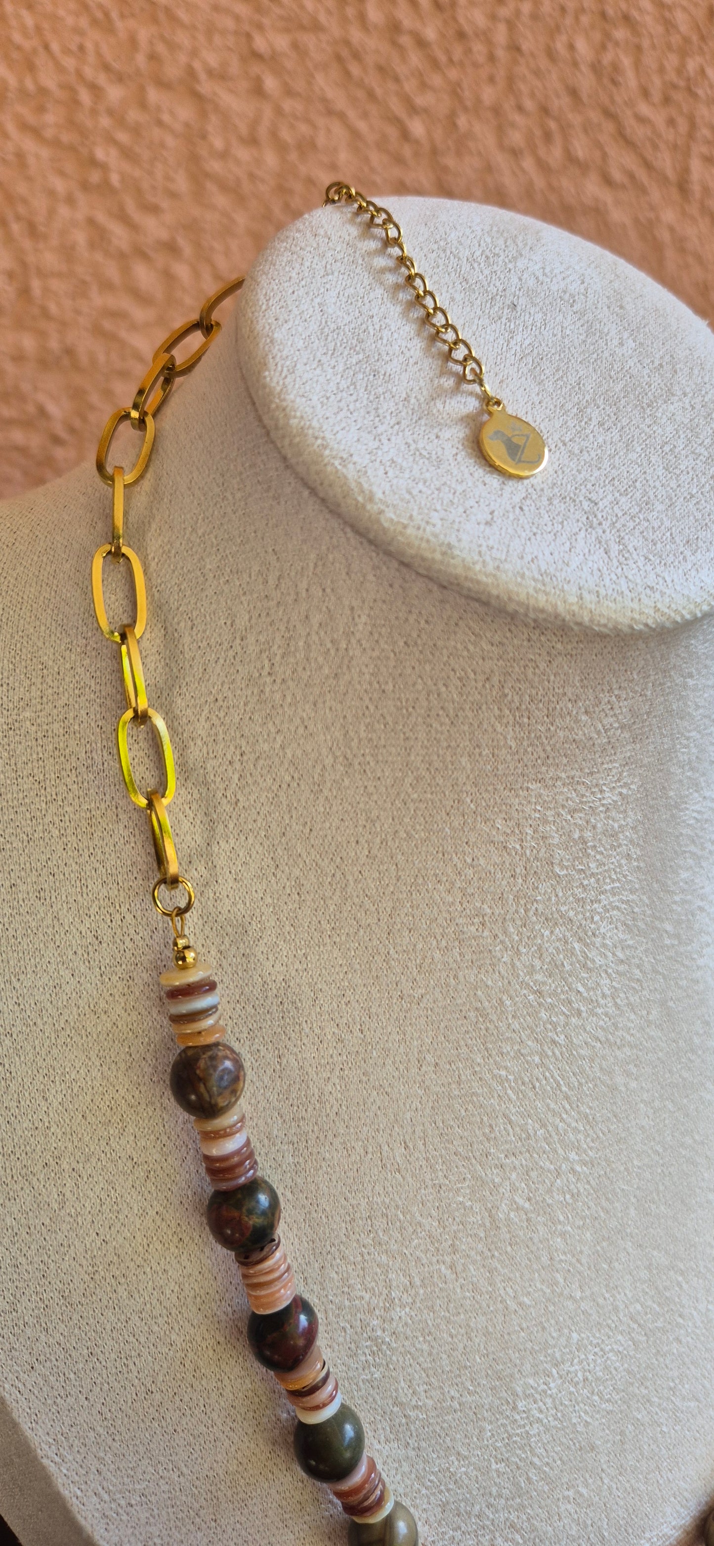 Collier jaspe Picasso & coquillage