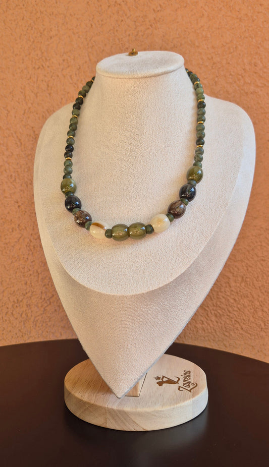 Collier jade vert xinyi & résine