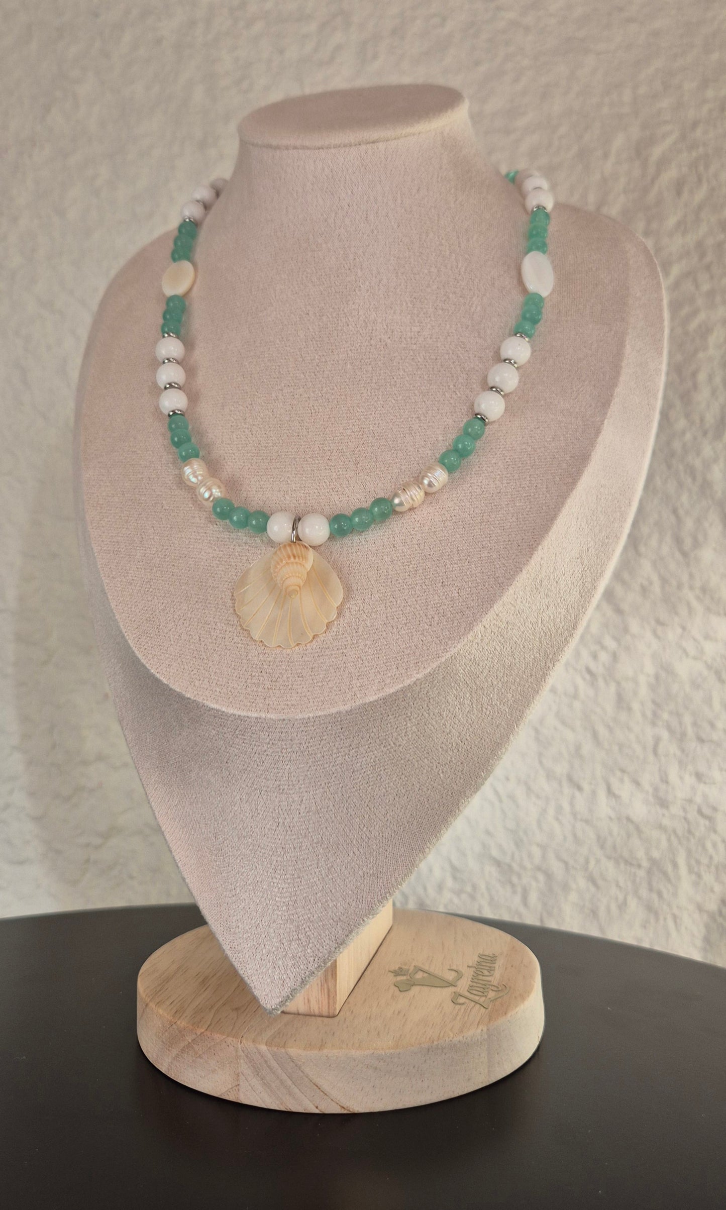 Collier aux éléments naturels