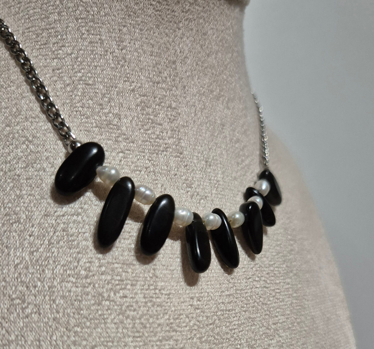 Collier agate noire & perles