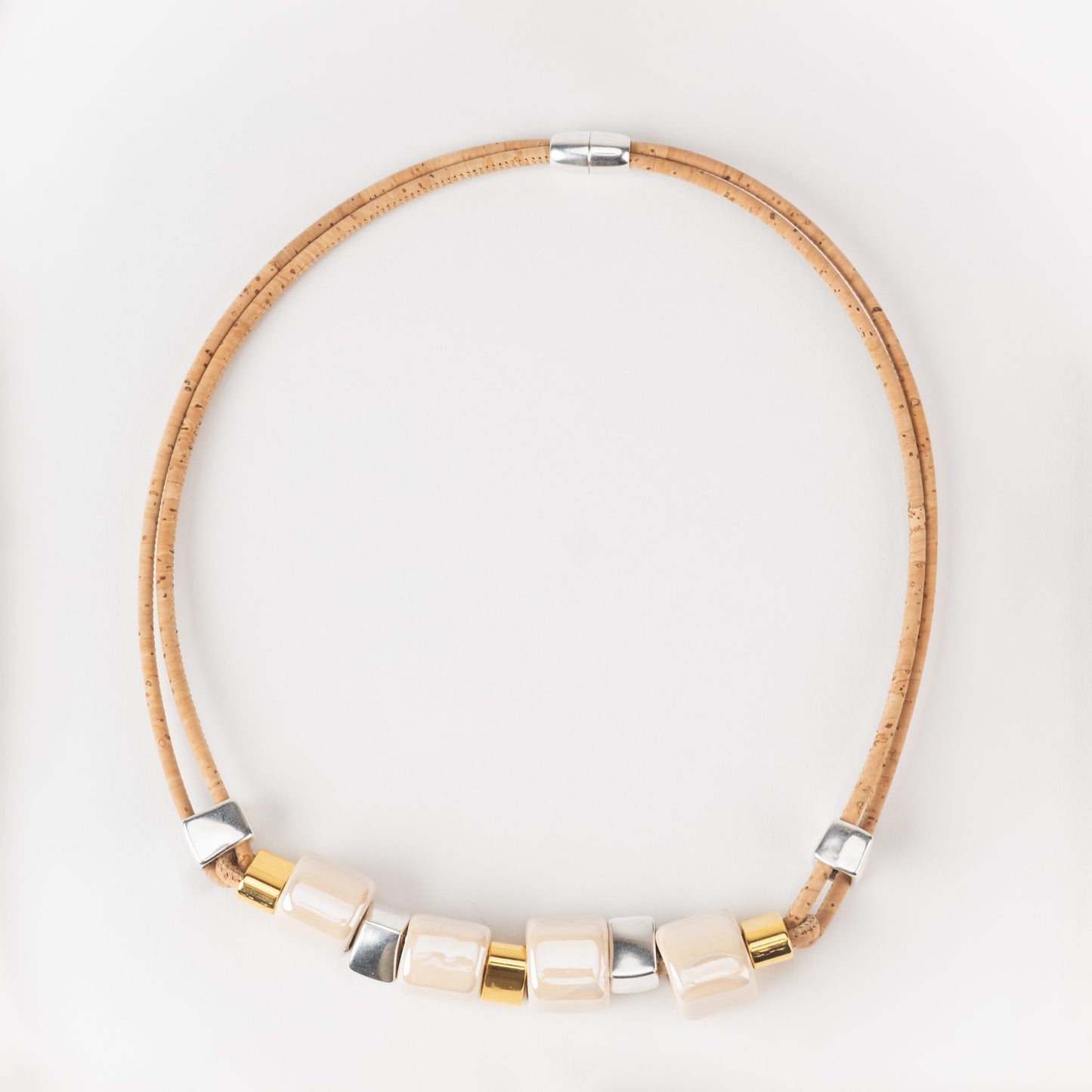 Collier en liège à deux tours