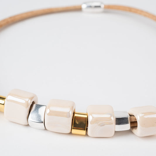 Collier en liège à deux tours